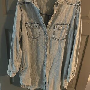 Casual Denim Button-Up Shirt